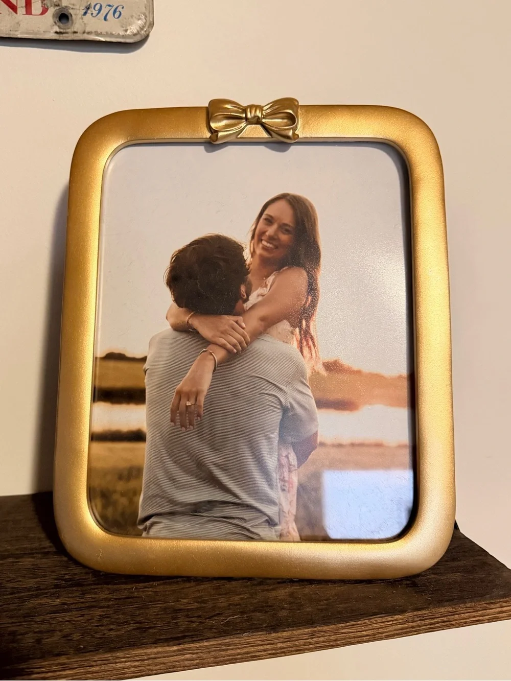 shabby chic 8x10 gold bow frame